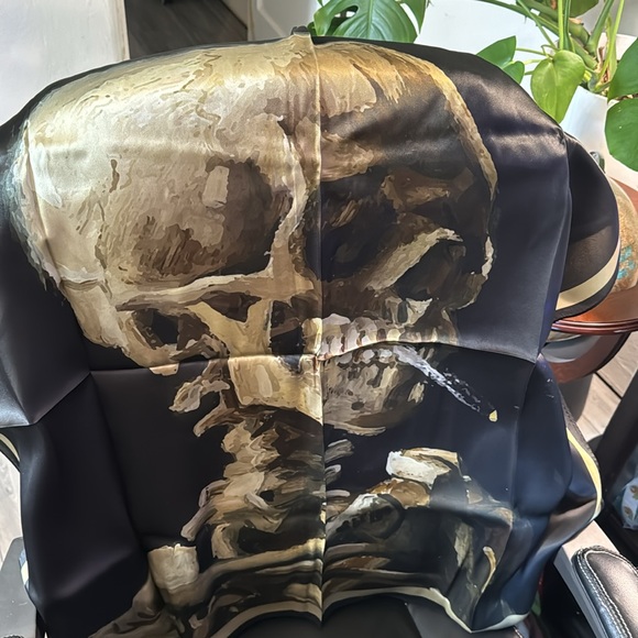 Van Gogh Skeleton silk scarf - Picture 3 of 3